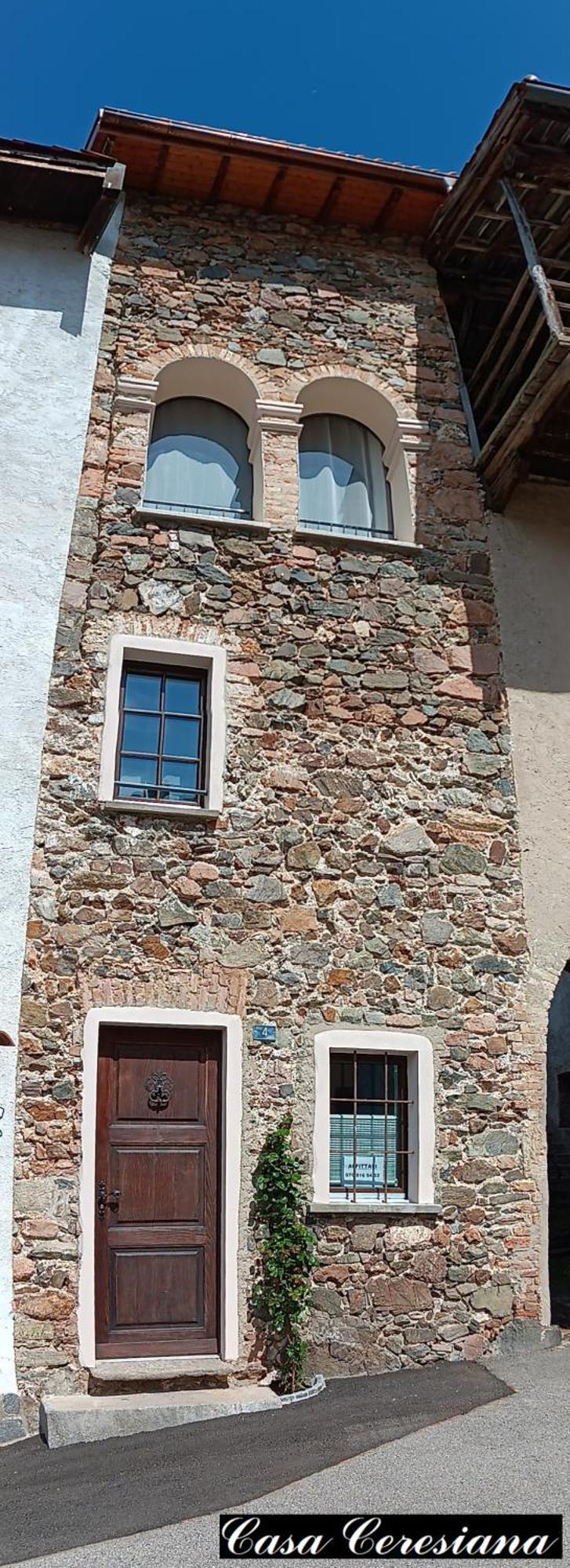 Villa Antica Torre Del Castello Casa Ceresiana Carabietta Exterior foto